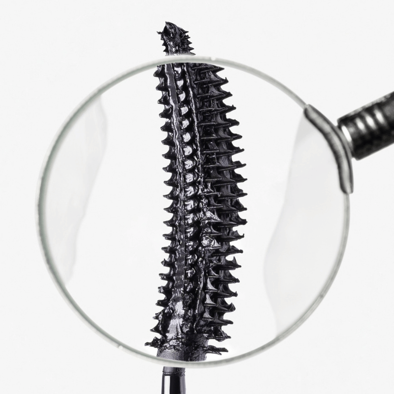 Hildun Mascara, power precision, peptide mascara black shade magnified, curved mascara wand